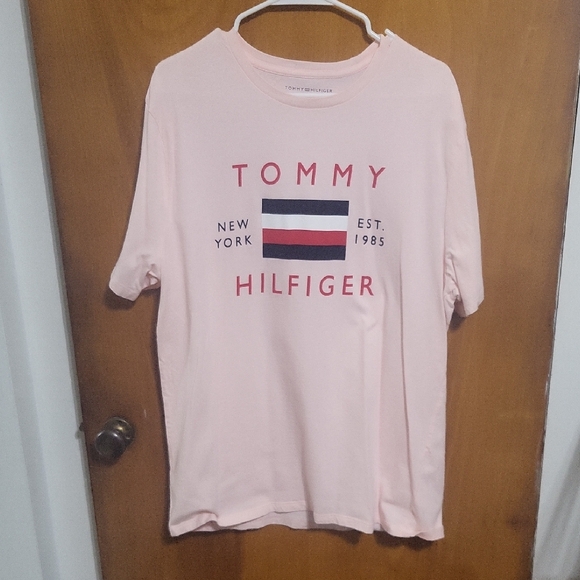 Tommy Hilfiger Tops - Womens Xl Light Pink Tee Tommy Hilfiger